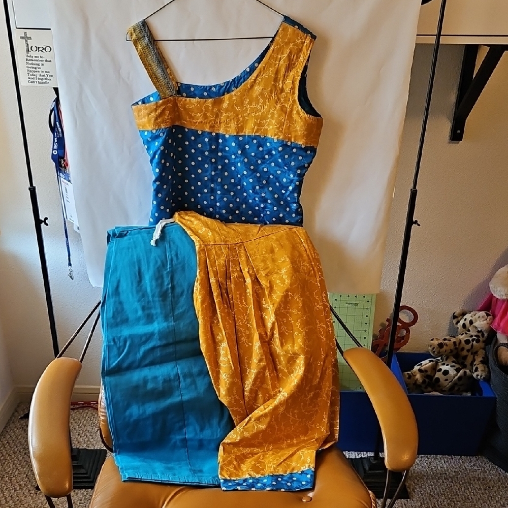 Elegant Blue and Gold Saree
